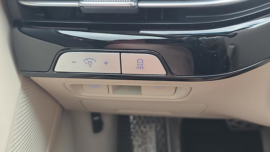 2026 Genesis G80 2.5T Sport Prestige