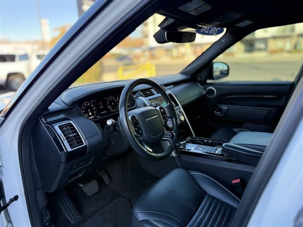 2020 Land Rover Discovery HSE Luxury