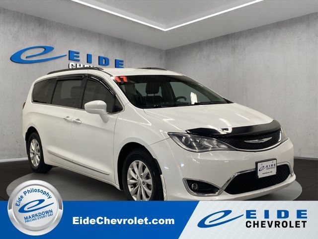 Used 2017 Chrysler Pacifica Touring-L