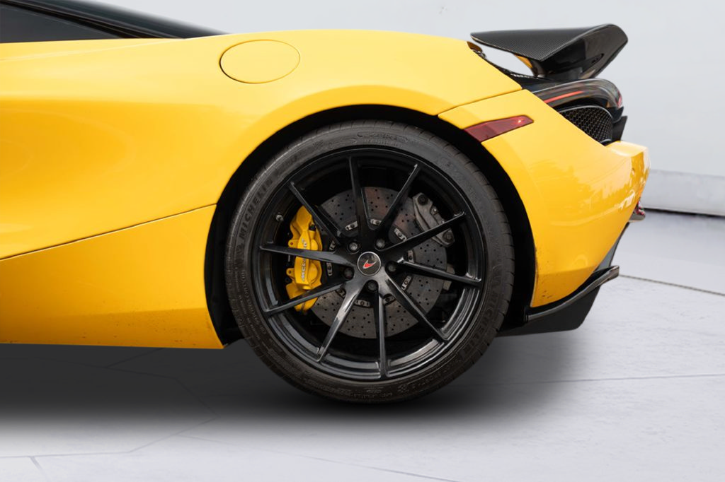 Used 2018 McLaren 720S photo 30