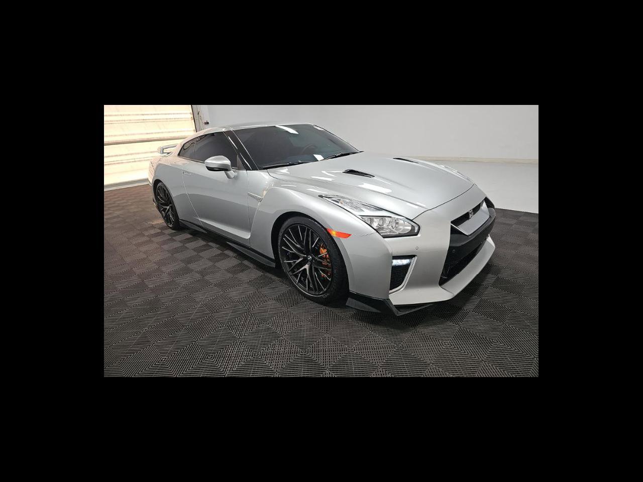 Used 2023 Nissan GT-R Premium w/ Premium Interior Package