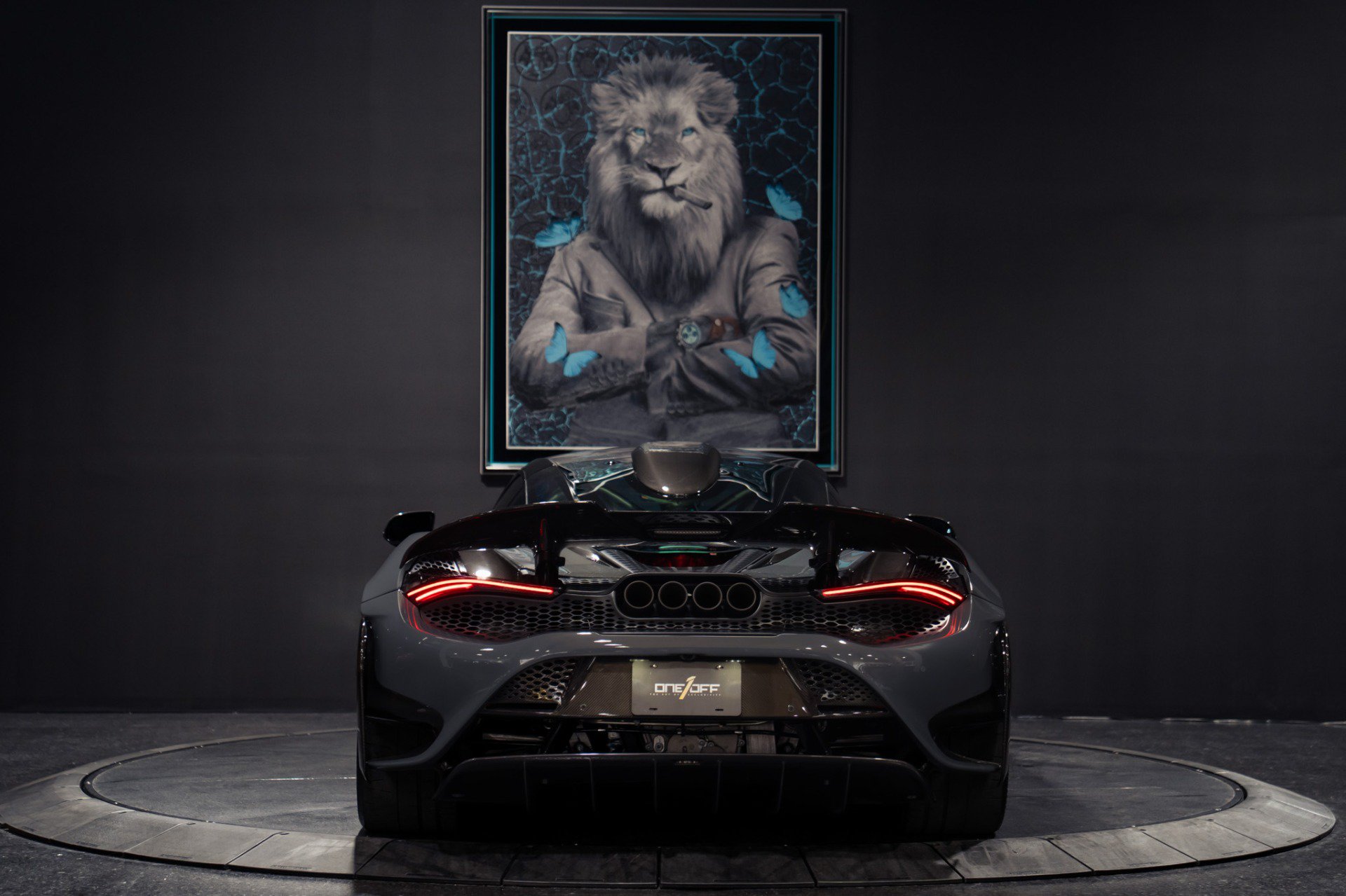 Used 2021 McLaren 765LT photo 7