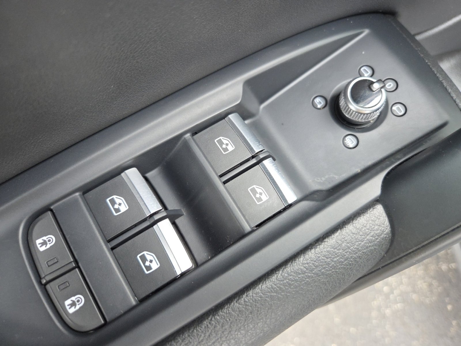 2023 Audi Q5 2.0T Premium