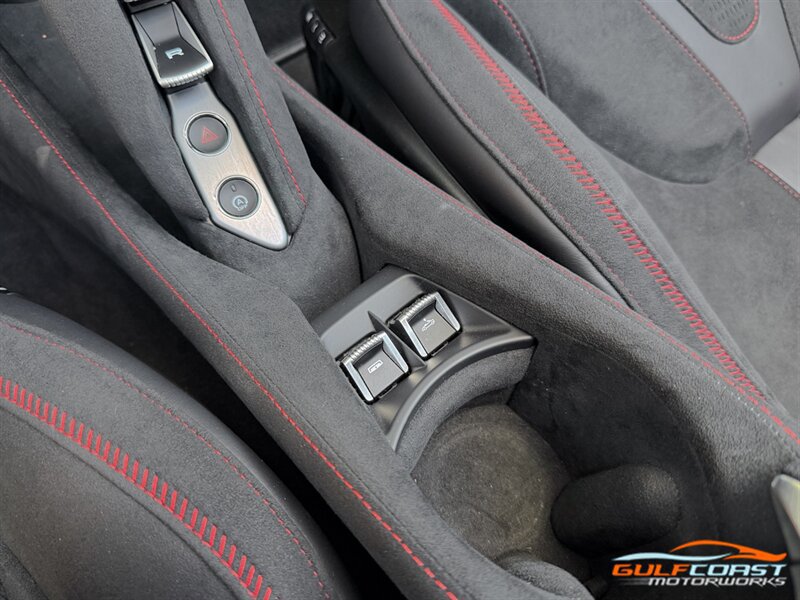 Used 2024 McLaren 750S Spider photo 20