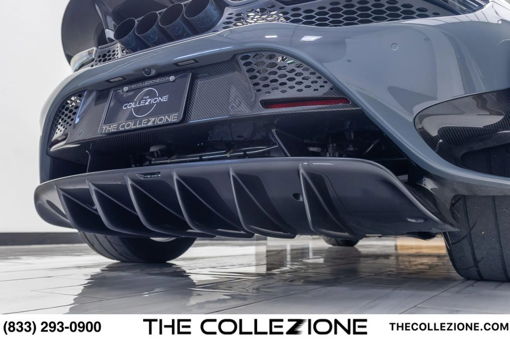 Used 2021 McLaren 765LT photo 31