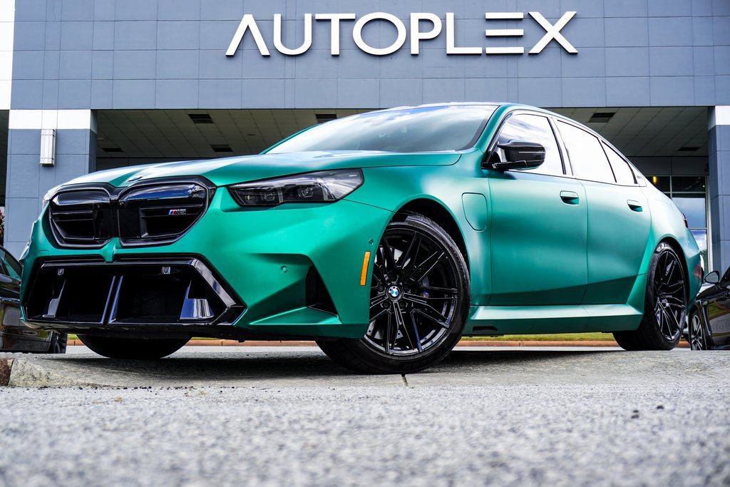 2025 BMW M5