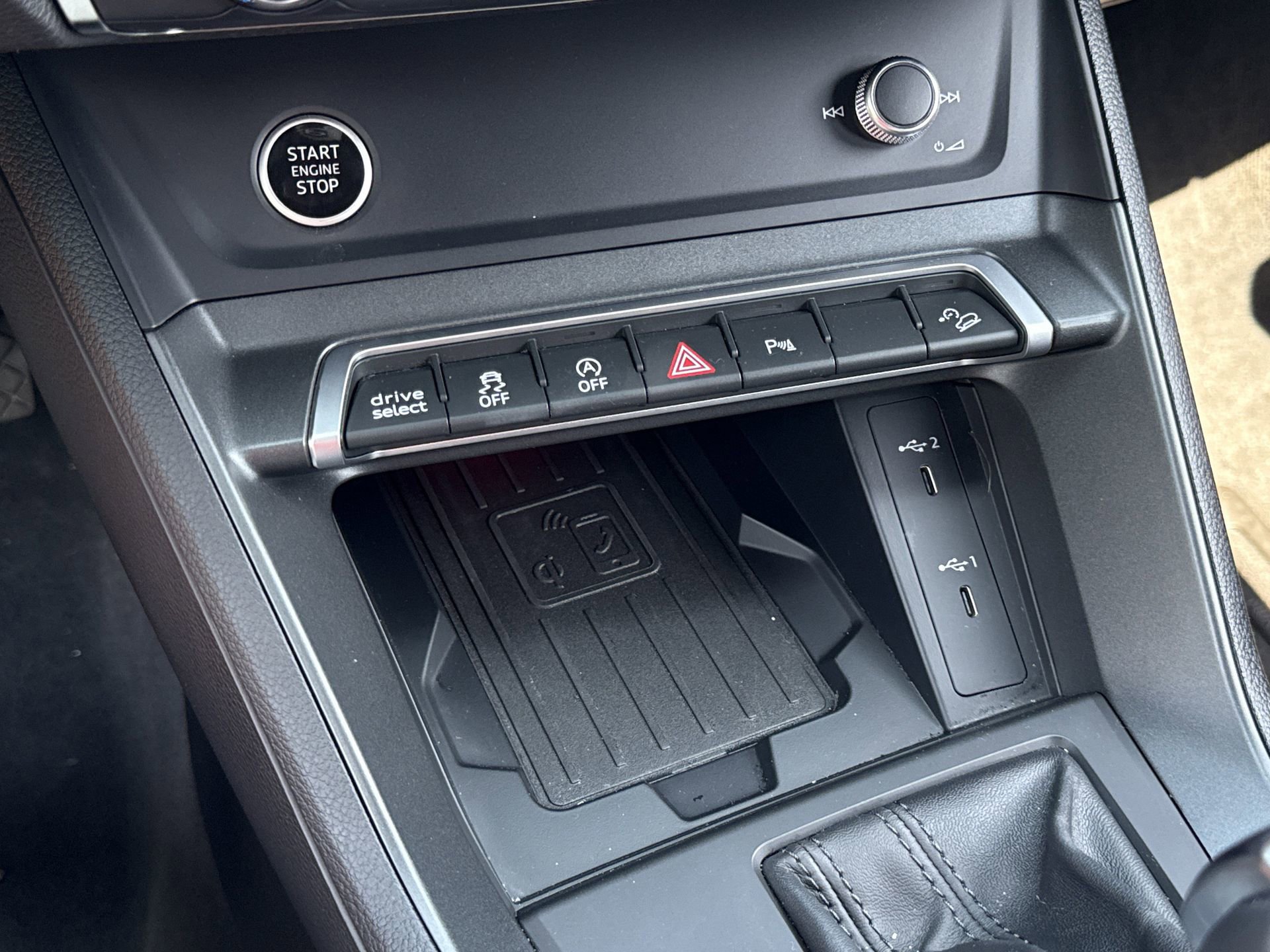 2024 Audi Q3 2.0T Premium Plus