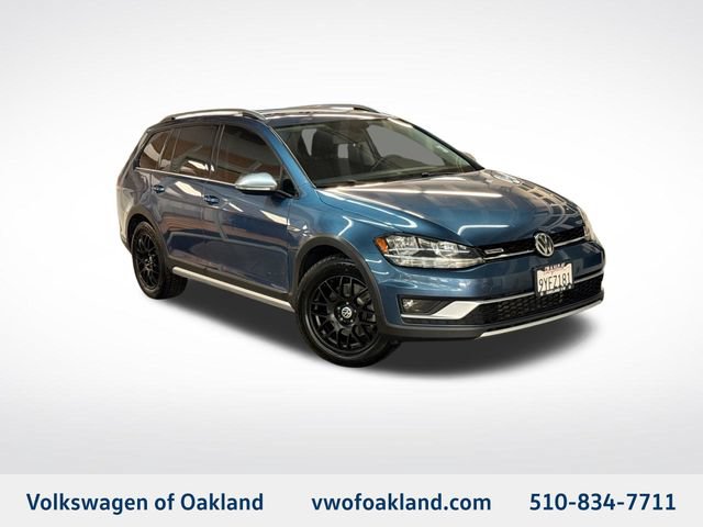 Used 2018 Volkswagen Golf Alltrack SE