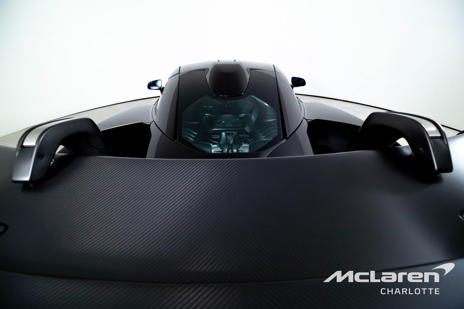 Used 2019 McLaren Senna photo 28