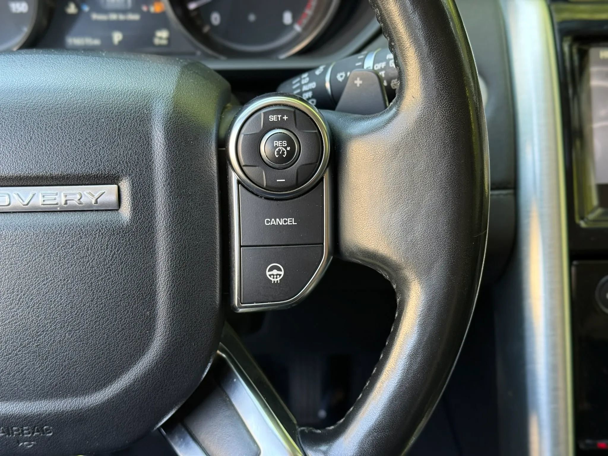 2017 Land Rover Discovery HSE