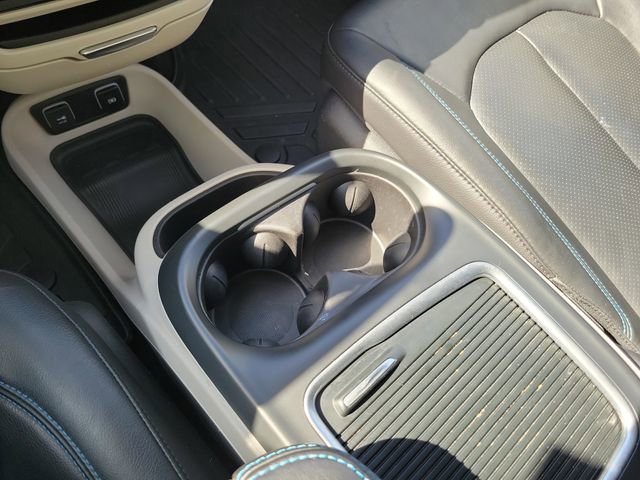 2021 Chrysler Pacifica Touring-L