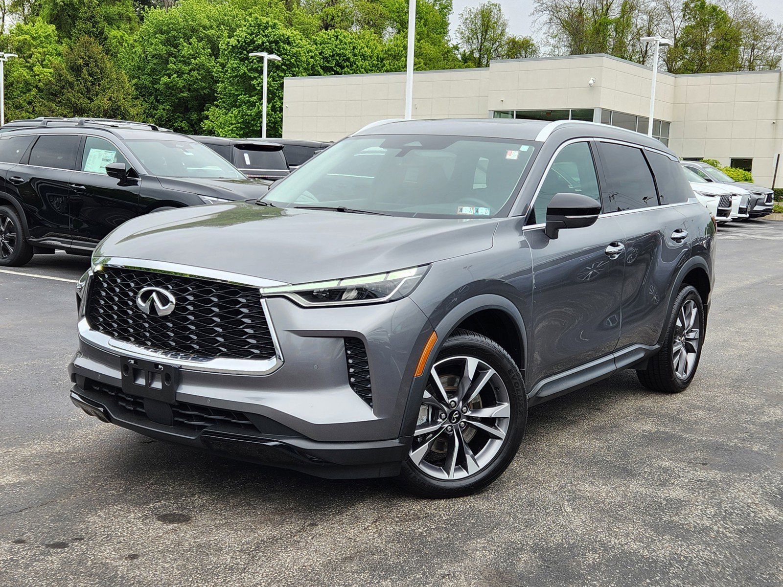 Certified 2023 INFINITI QX60 Luxe w/ Cargo Package