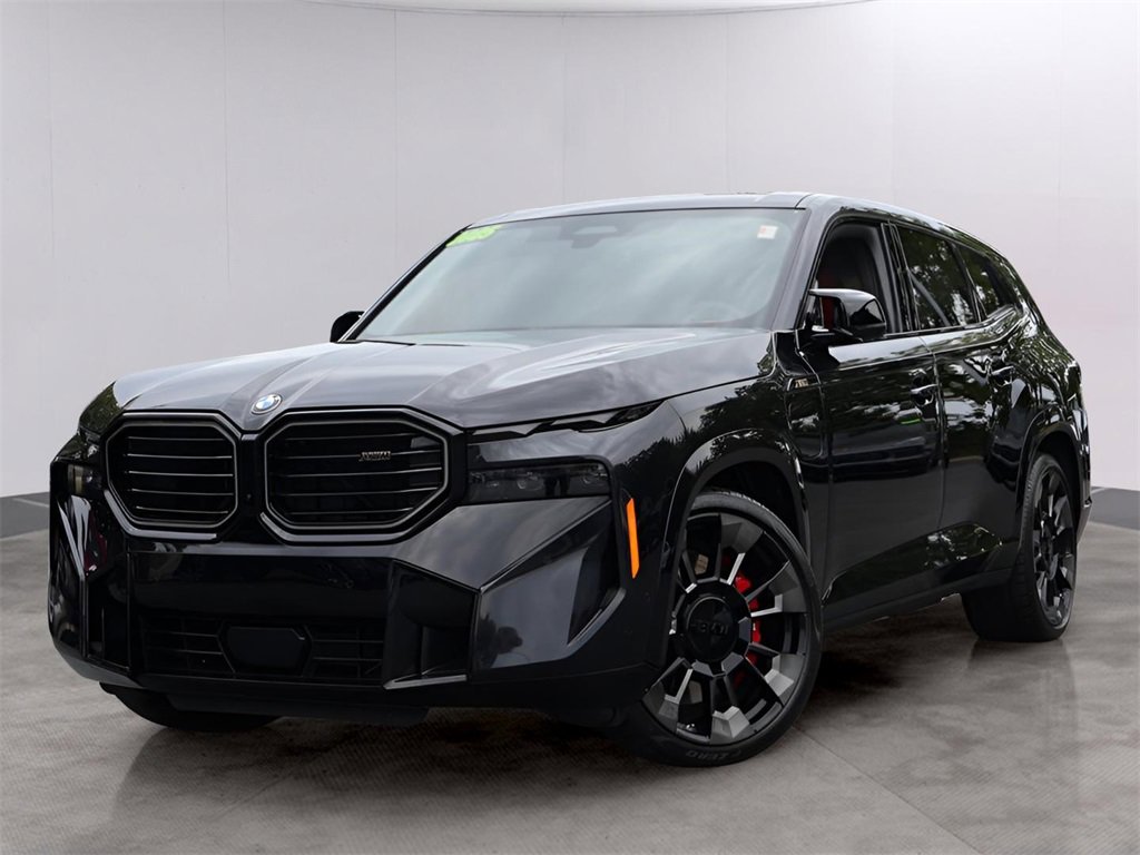 2025 BMW XM Base