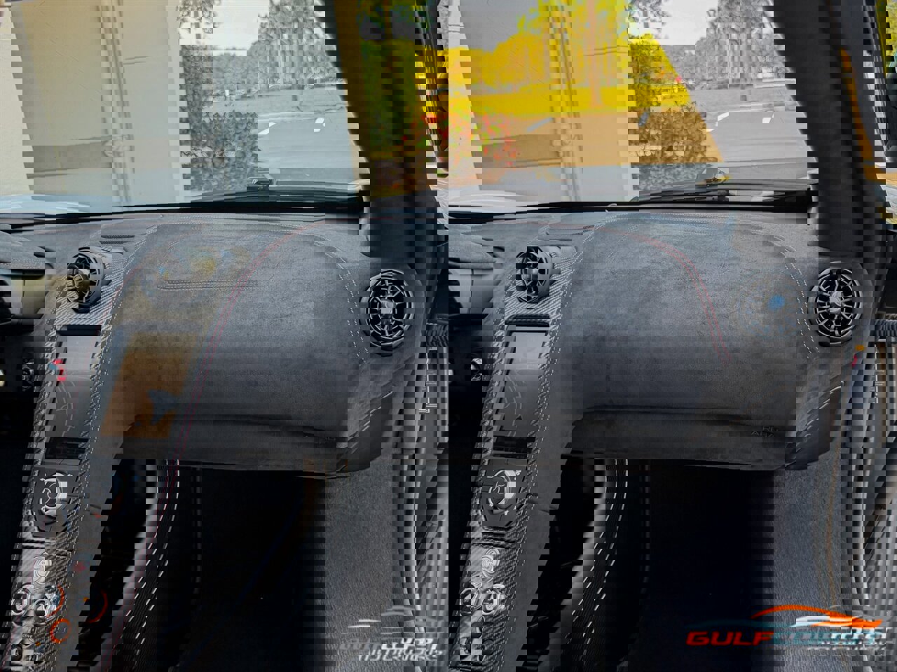 Used 2016 McLaren 675LT photo 37