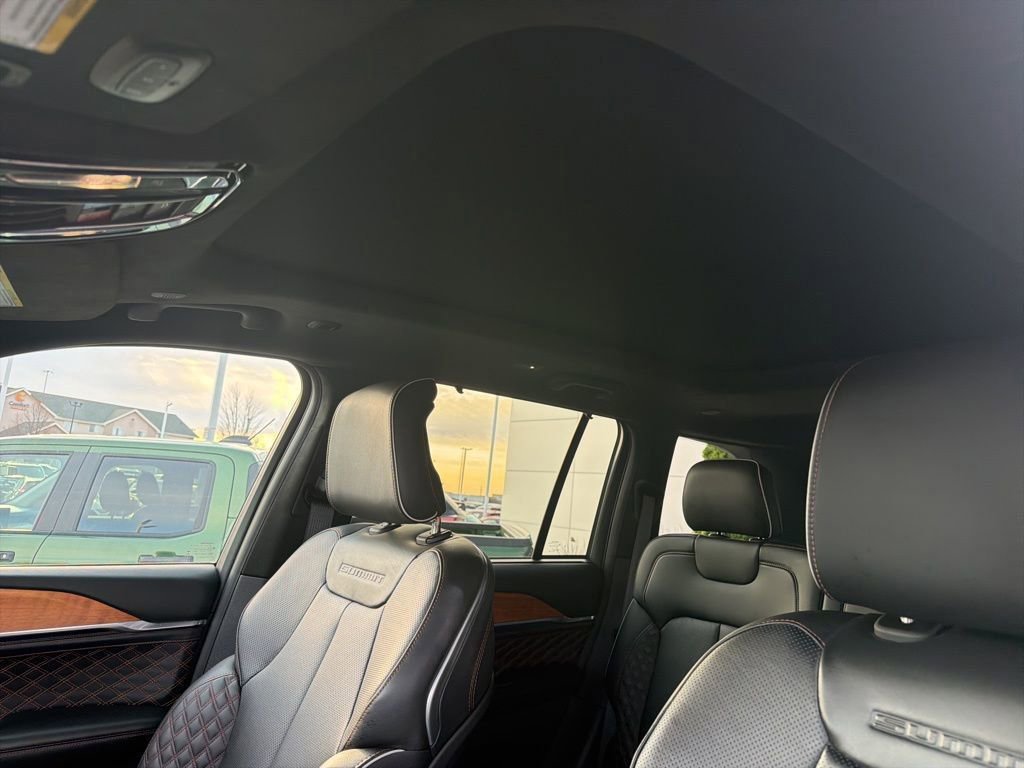 2022 Jeep Grand Cherokee Summit