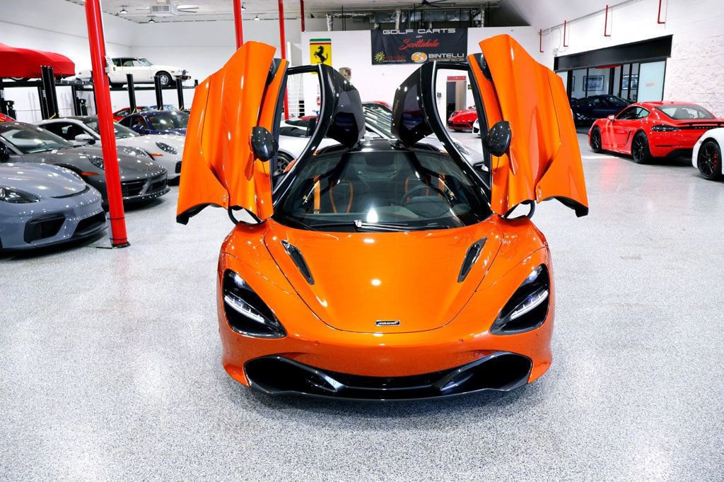Used 2018 McLaren 720S Performance photo 23
