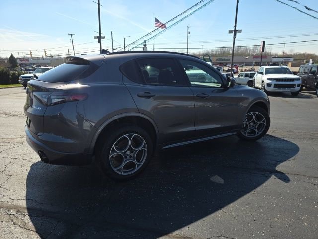 2024 Alfa Romeo Stelvio Ti