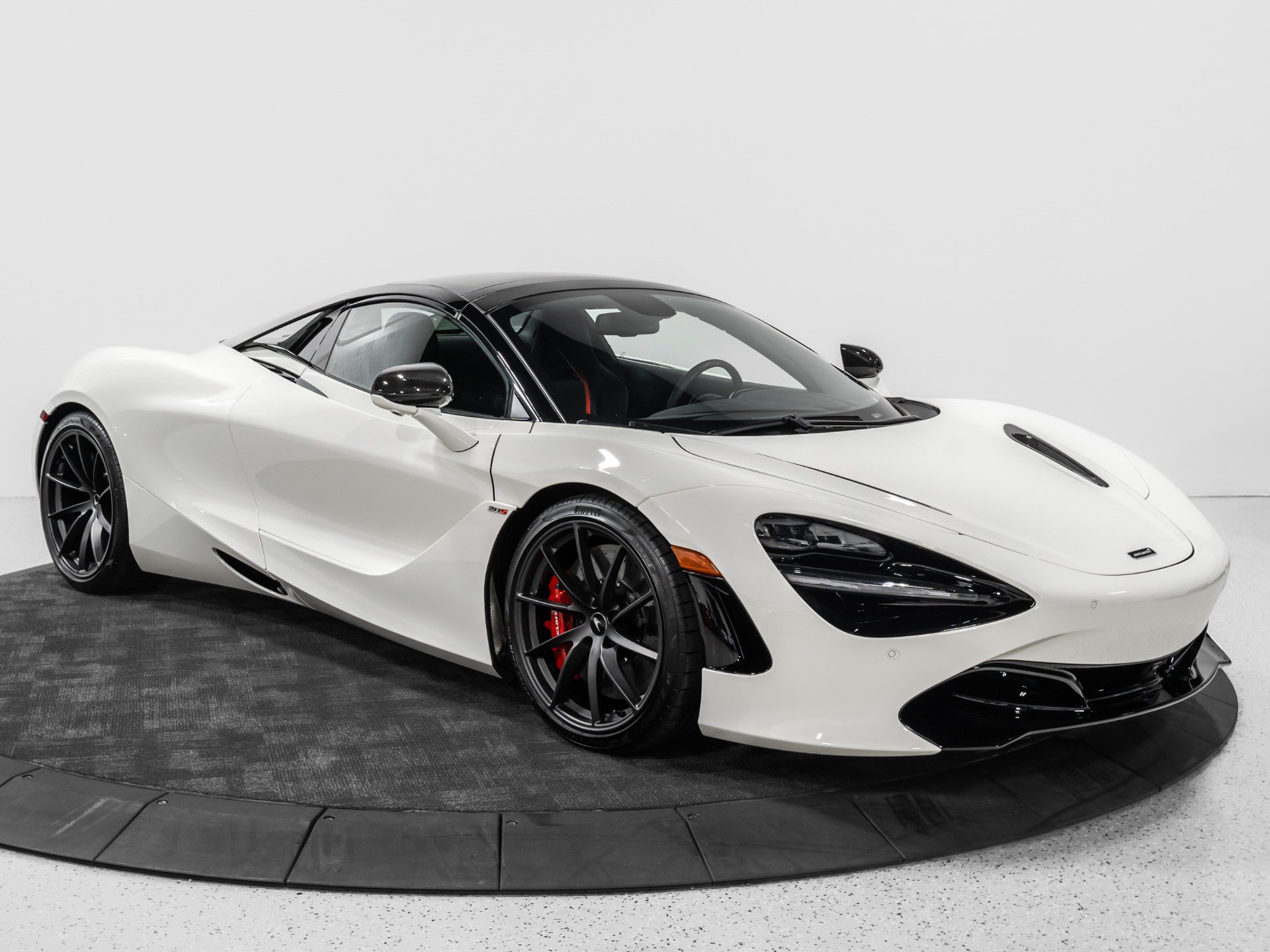 Used 2021 McLaren 720S Performance photo 26