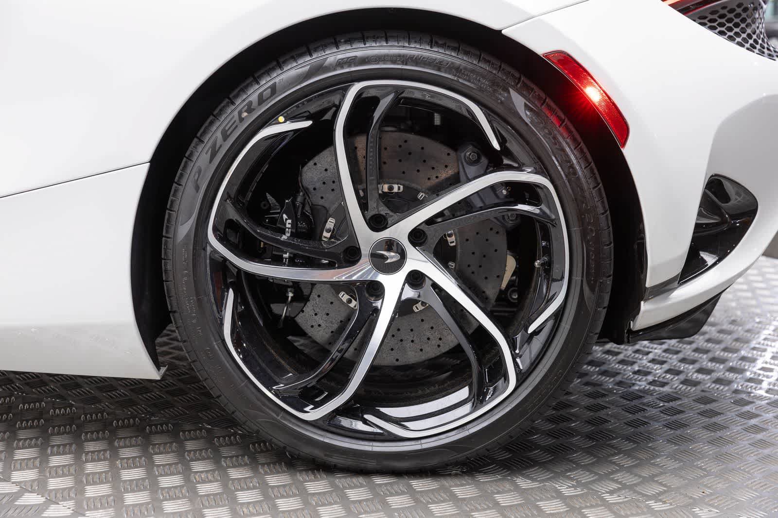 New 2027 McLaren 750S Spider photo 43