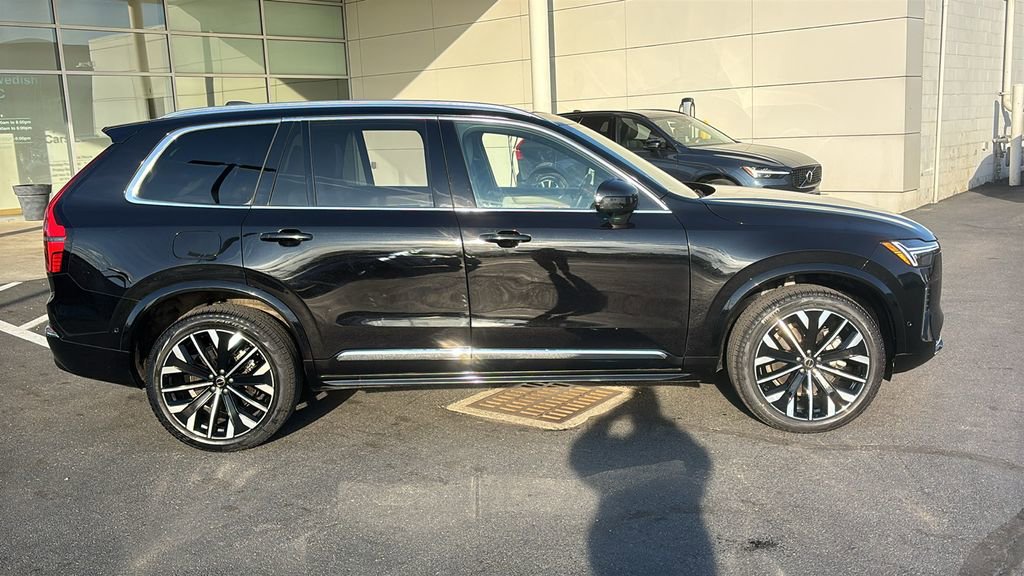 2025 Volvo Xc90 B5 Plus