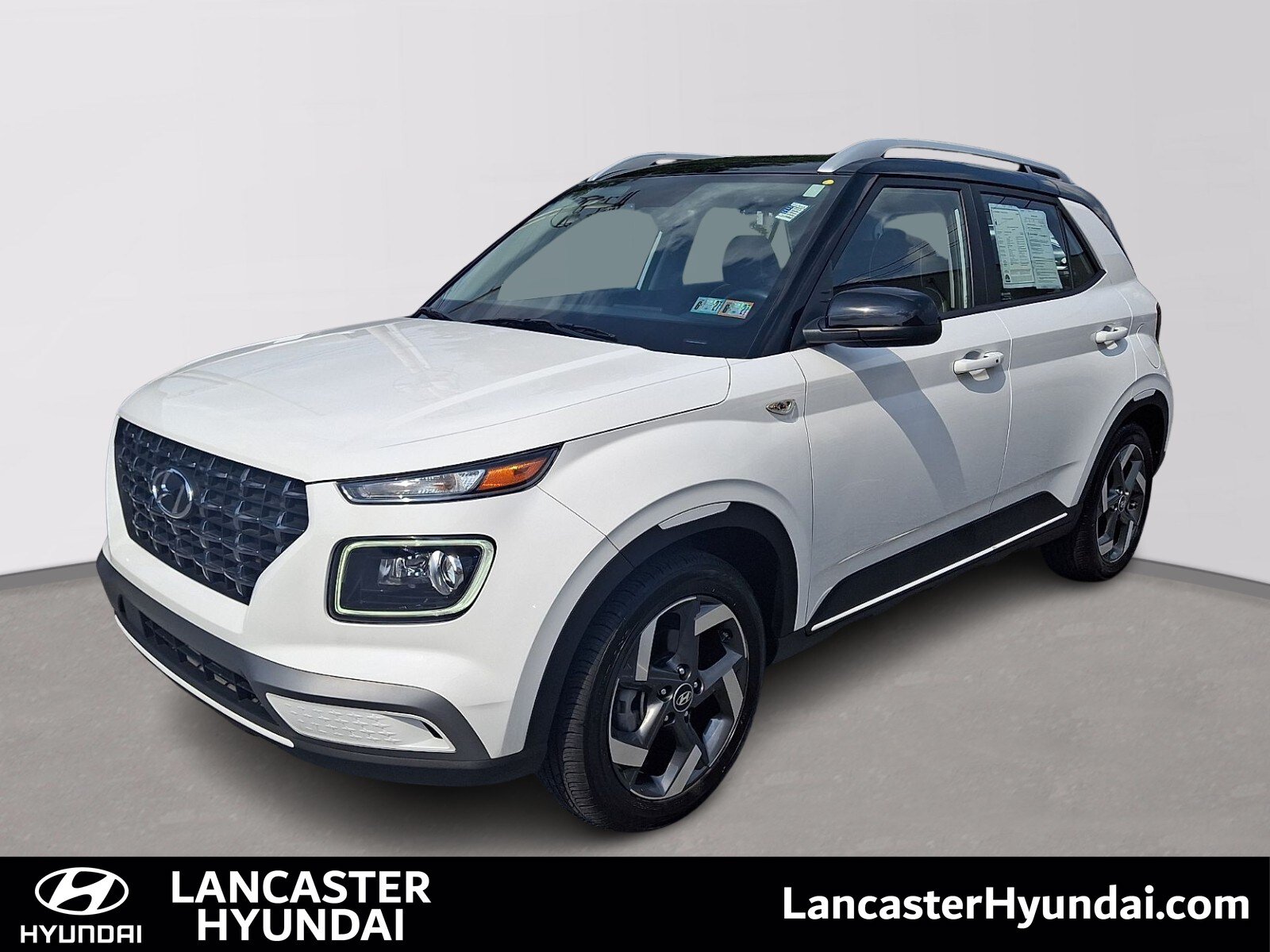 Certified 2023 Hyundai Venue Limited w/ Cargo Package