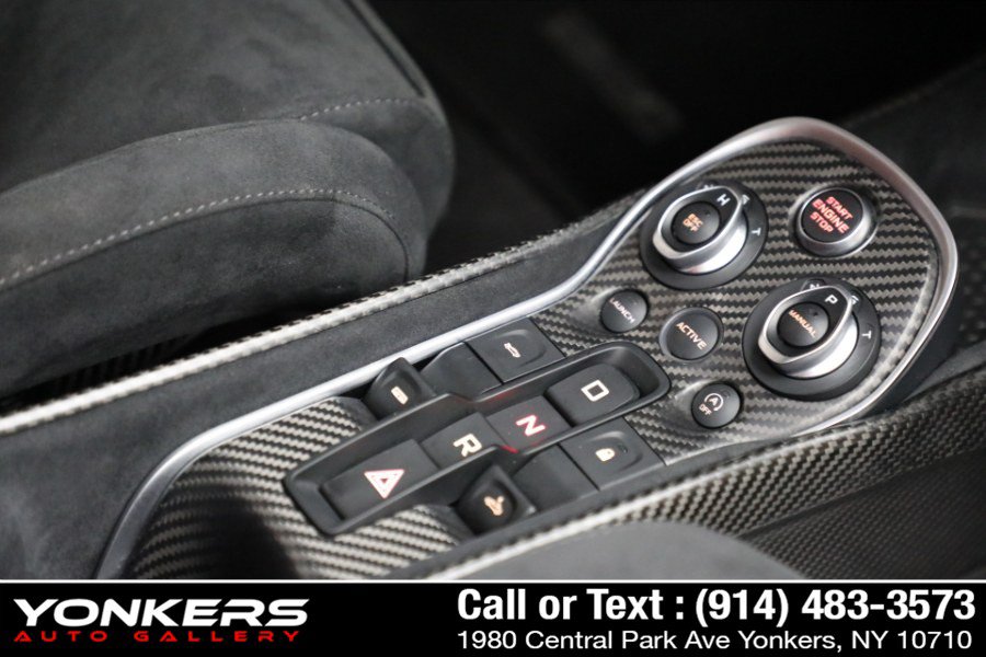 Used 2020 McLaren 600LT Spider photo 18