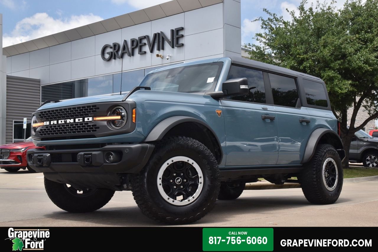 Certified 2023 Ford Bronco Badlands w/ Sasquatch Package