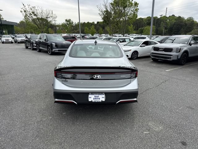 2025 Hyundai Sonata SE
