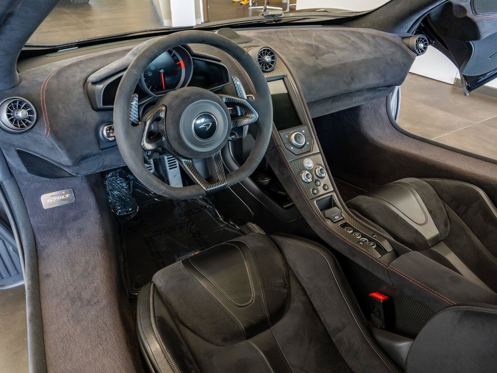 Used 2016 McLaren 675LT Coupe photo 60