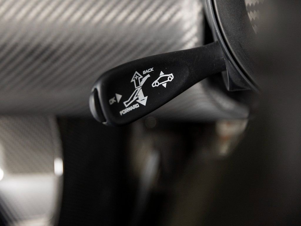 Used 2015 McLaren P1 photo 35