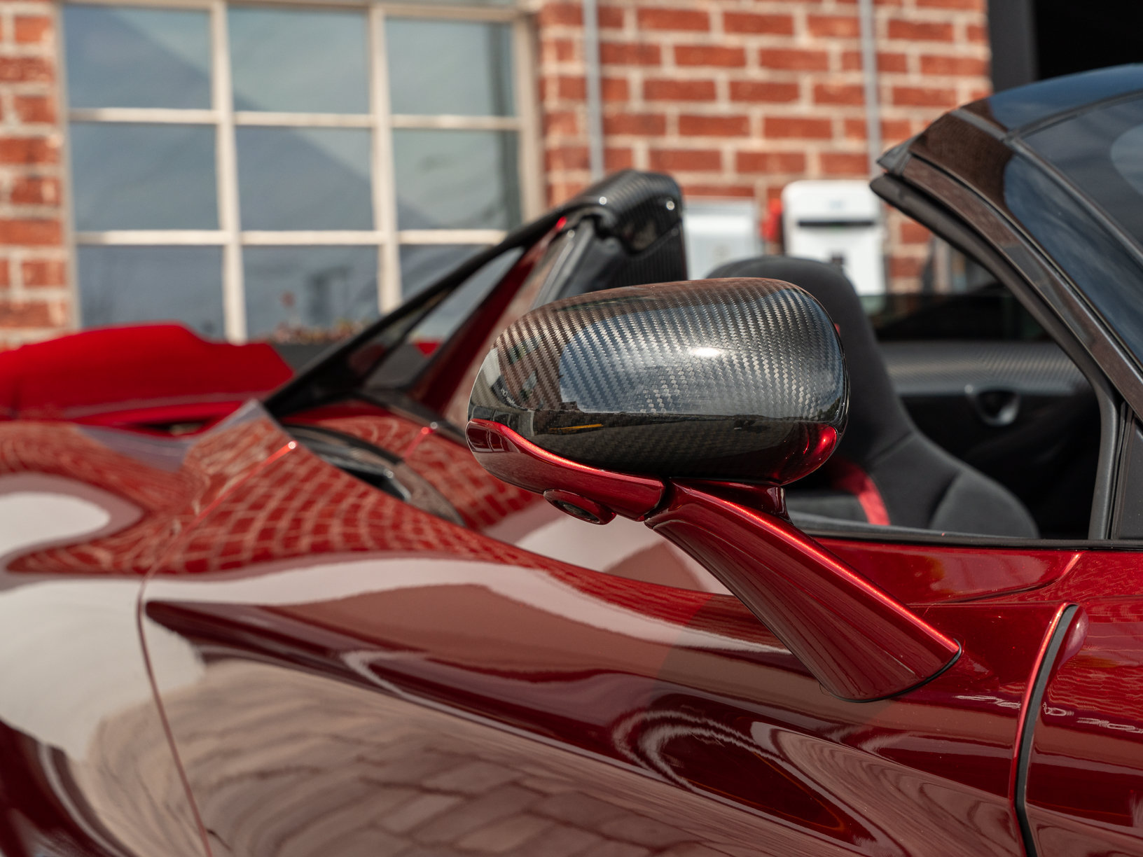 Used 2022 McLaren 765LT photo 24