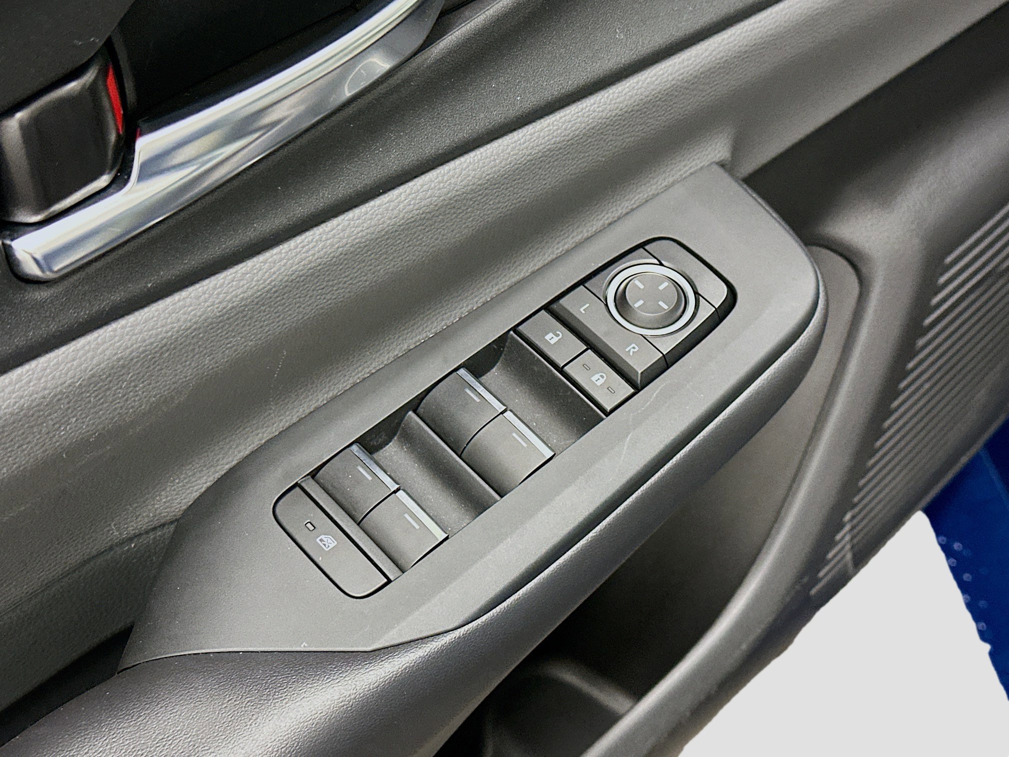 2023 Toyota Prius XLE