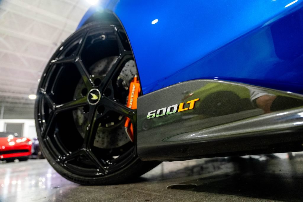 Used 2019 McLaren 600LT photo 41