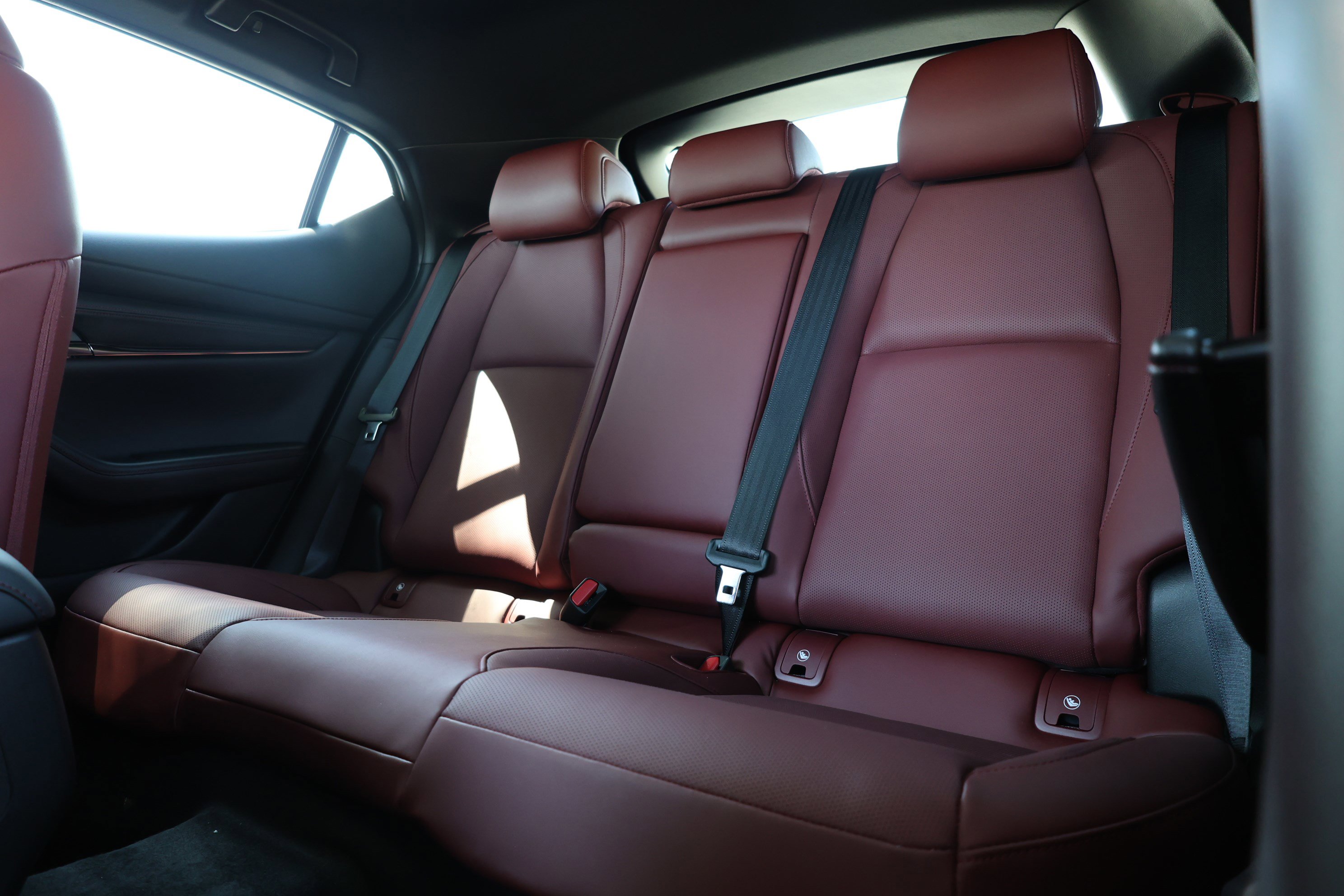 2026 MAZDA Mazda3 Carbon