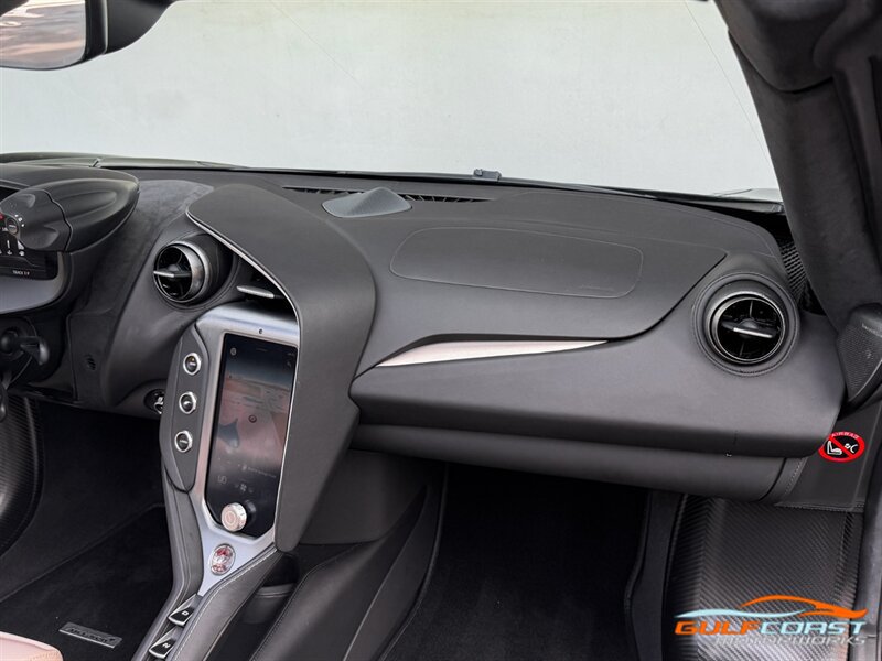 Used 2024 McLaren 750S Spider photo 33