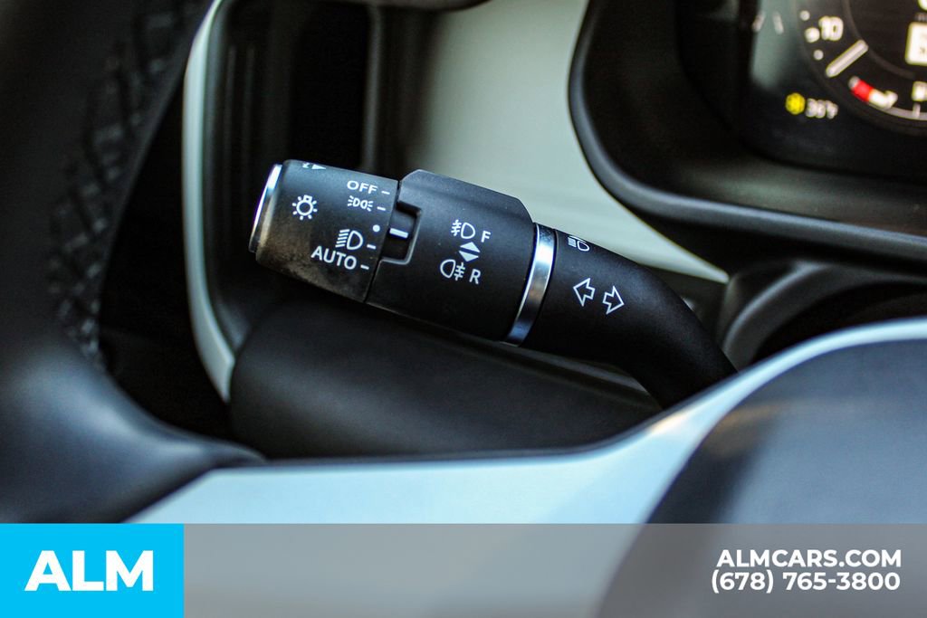 2025 Land Rover Defender 110 S