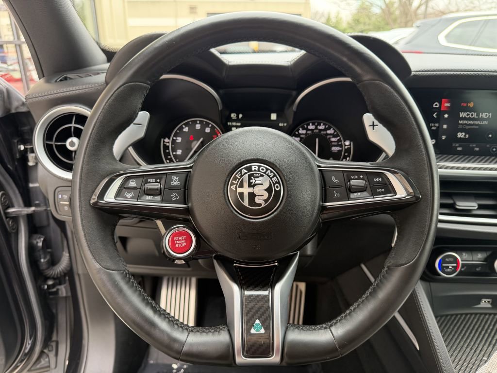 2022 Alfa Romeo Stelvio Quadrifoglio
