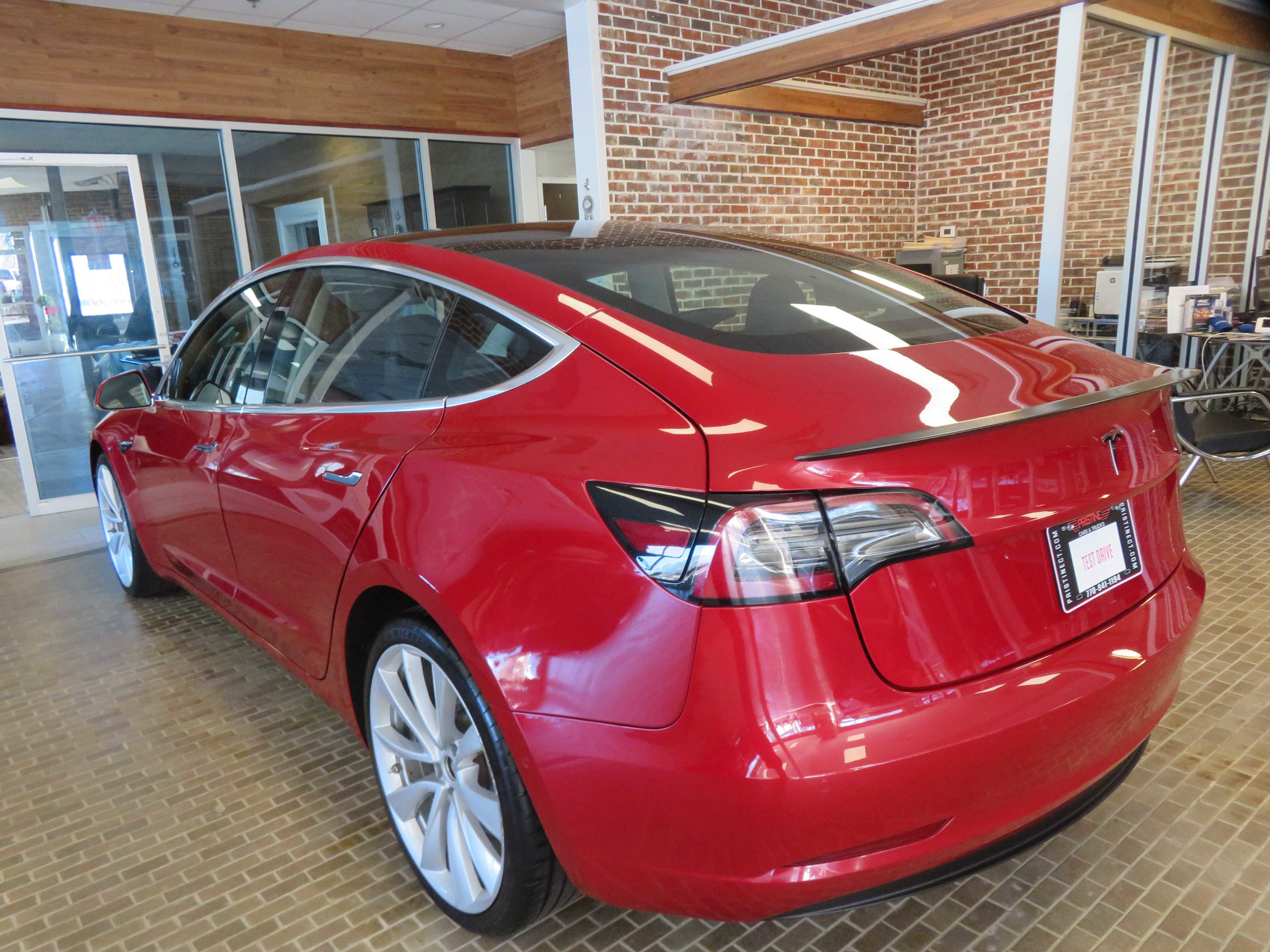 2018 Tesla Model 3 Performance