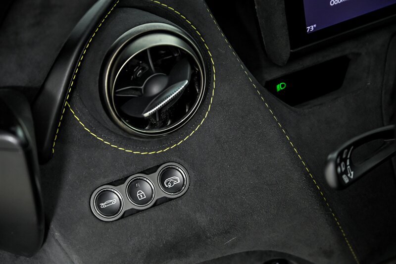 Used 2018 McLaren 720S Performance photo 27