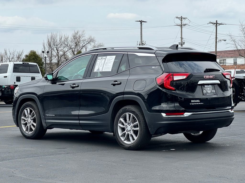 2022 GMC Terrain SLT