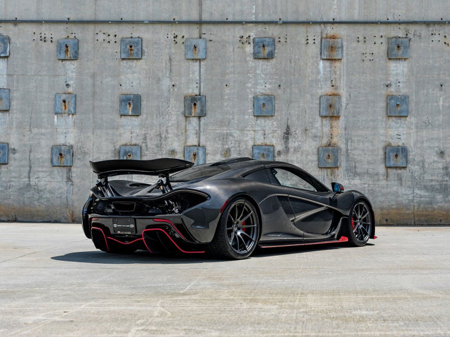 Used 2012 McLaren P1 photo 13