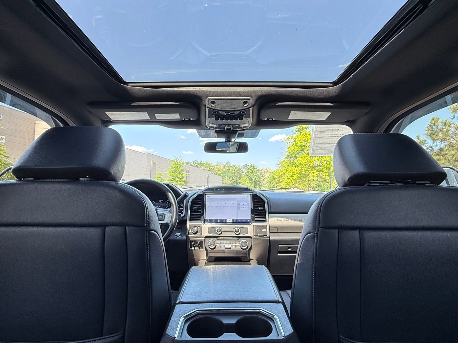 2022 Ford F350 Lariat