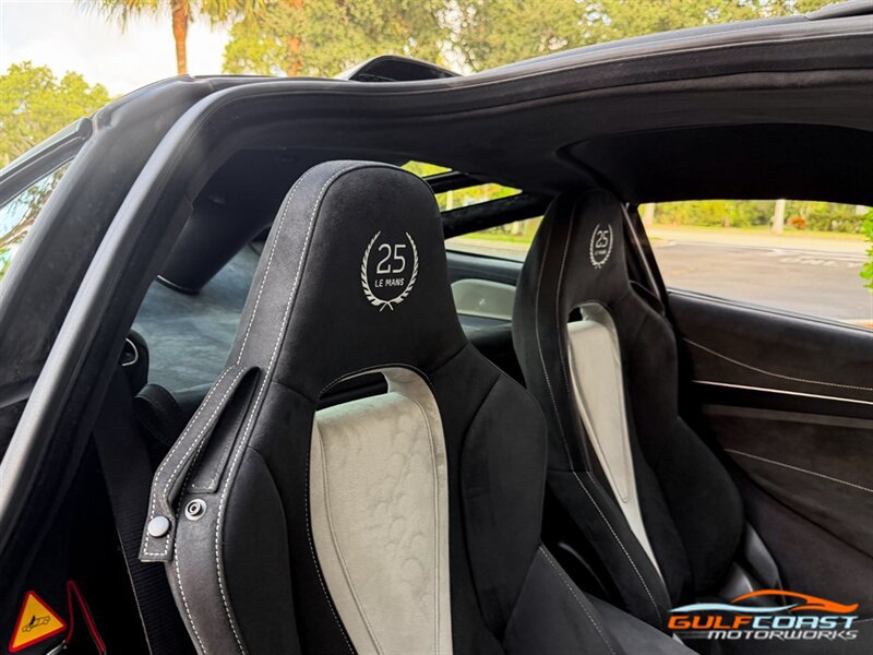 Used 2021 McLaren 720S Performance photo 33