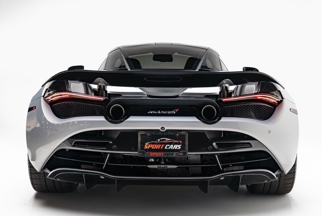 Used 2018 McLaren 720S Performance photo 12