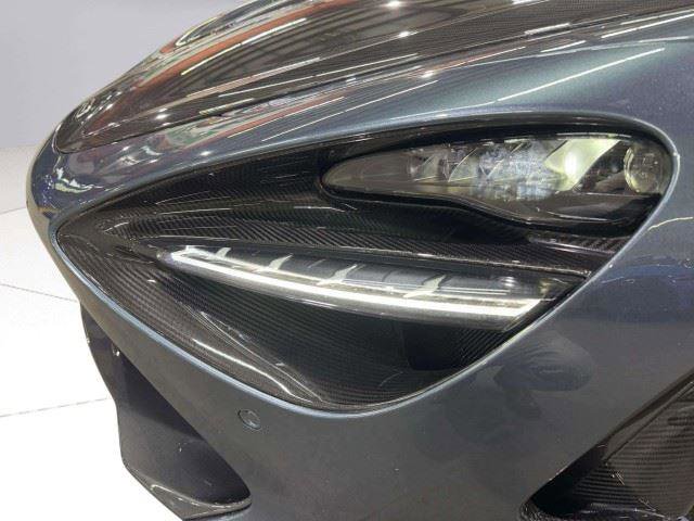 Used 2018 McLaren 720S photo 26