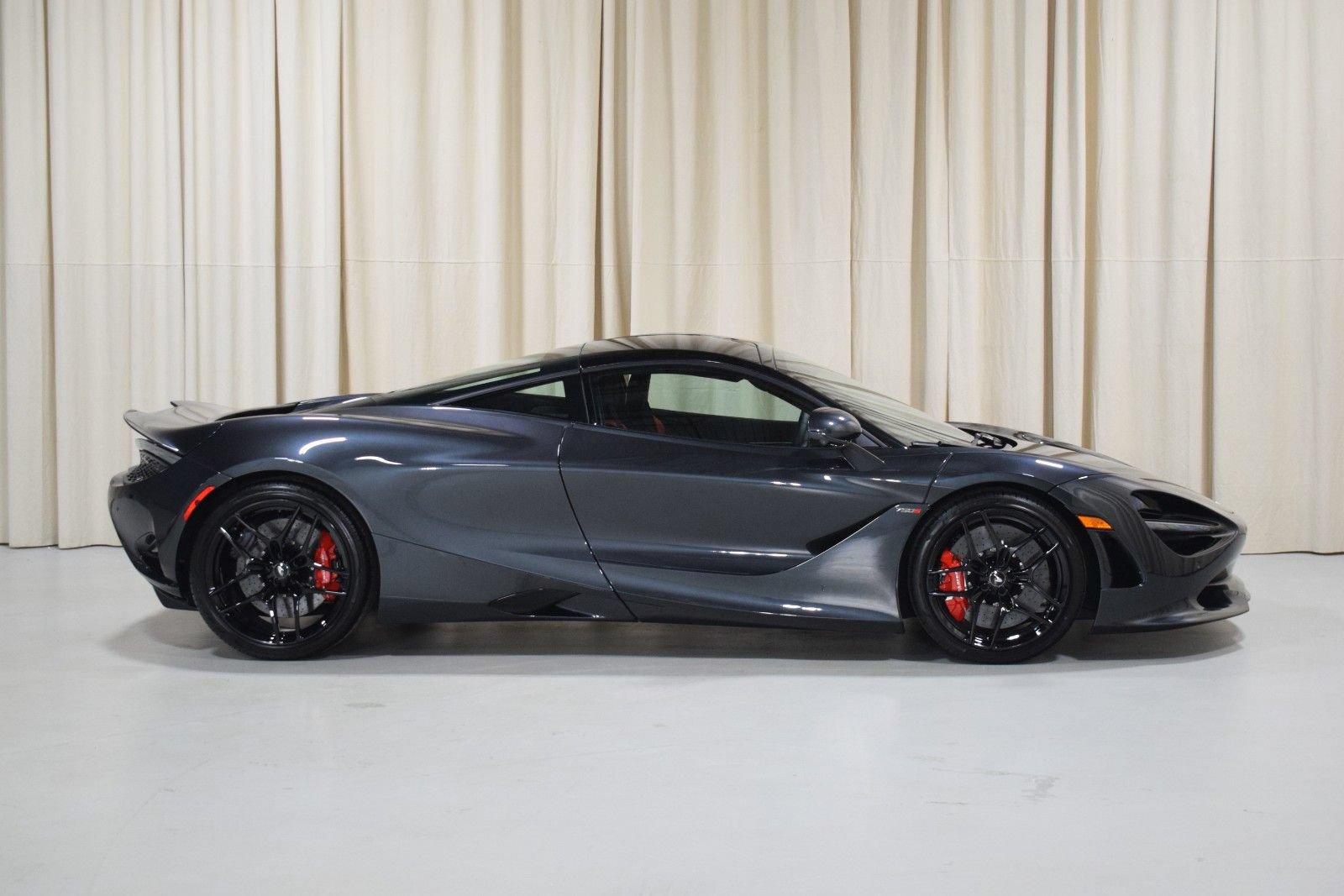 New 2026 McLaren 750S photo 15