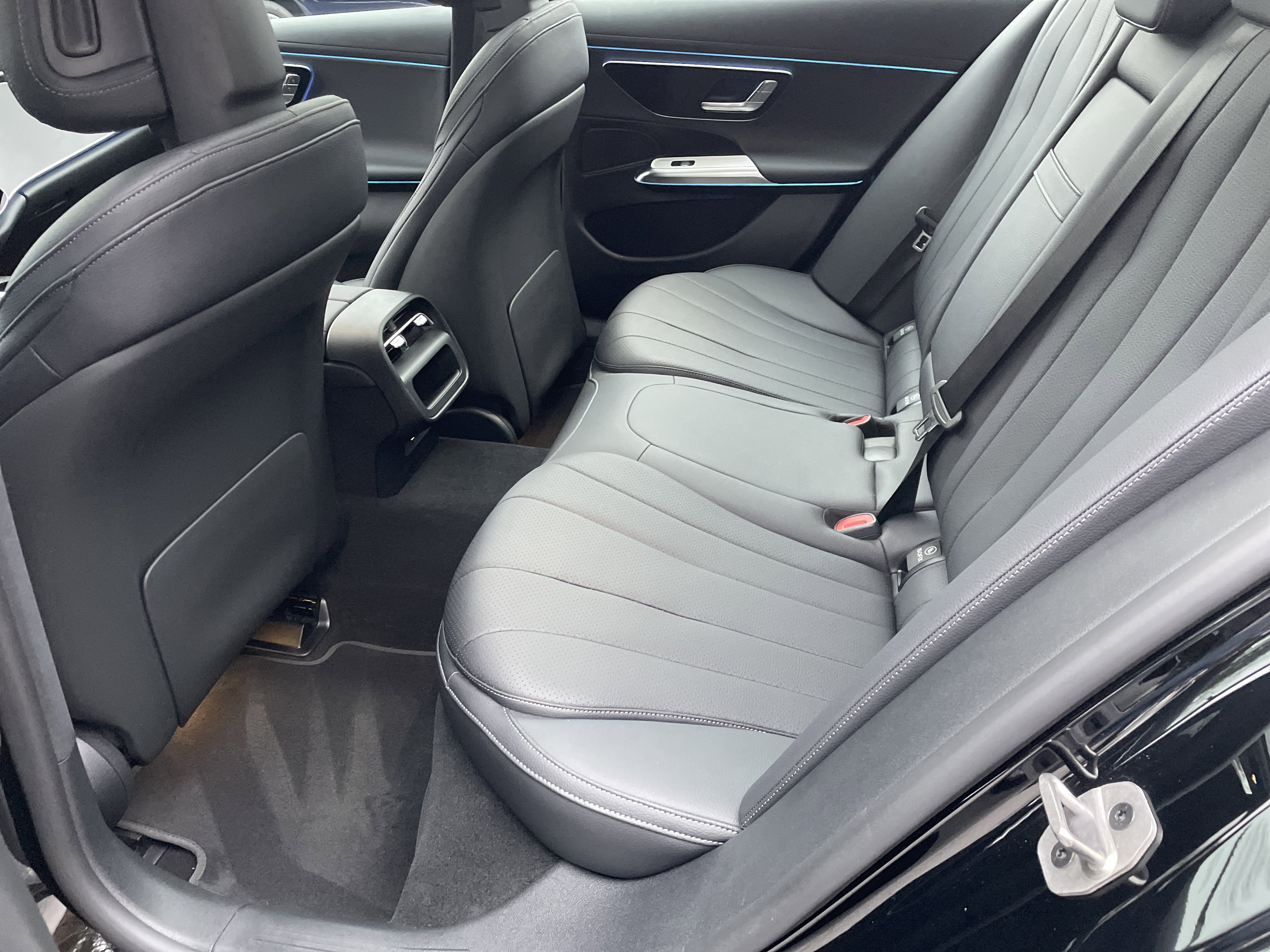 2025 Mercedes-Benz E 350 Sedan