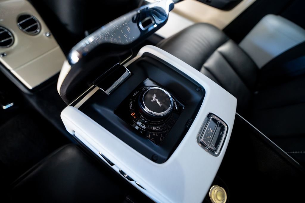 2019 Rolls-Royce Phantom Sedan