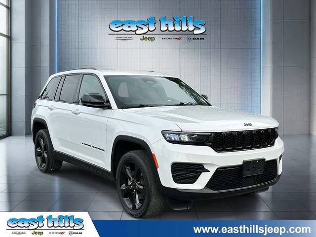 Used 2023 Jeep Grand Cherokee Altitude