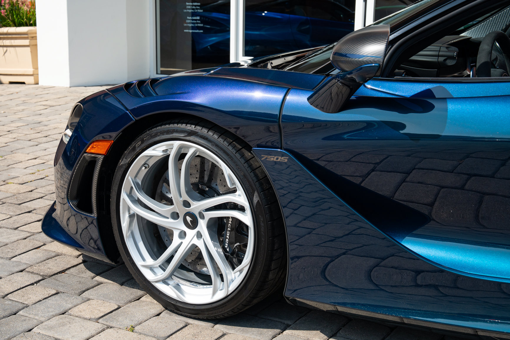 Used 2024 McLaren 750S Spider photo 28